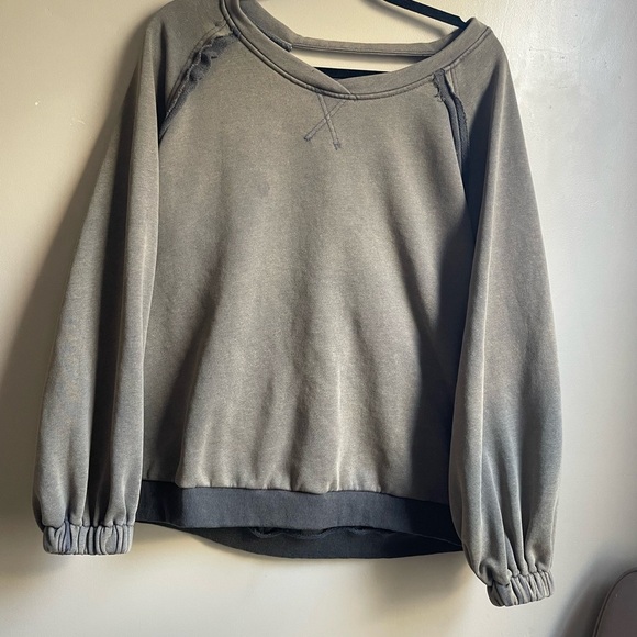 POL Grunge distressed green lace up back crew neck synched sleeves oversized M - Picture 3 of 12